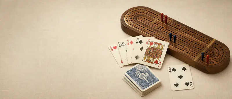 Cribbage board and pieces
