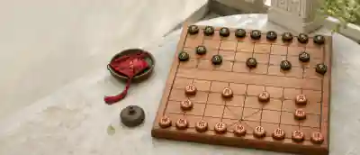 Xiangqi board and pieces